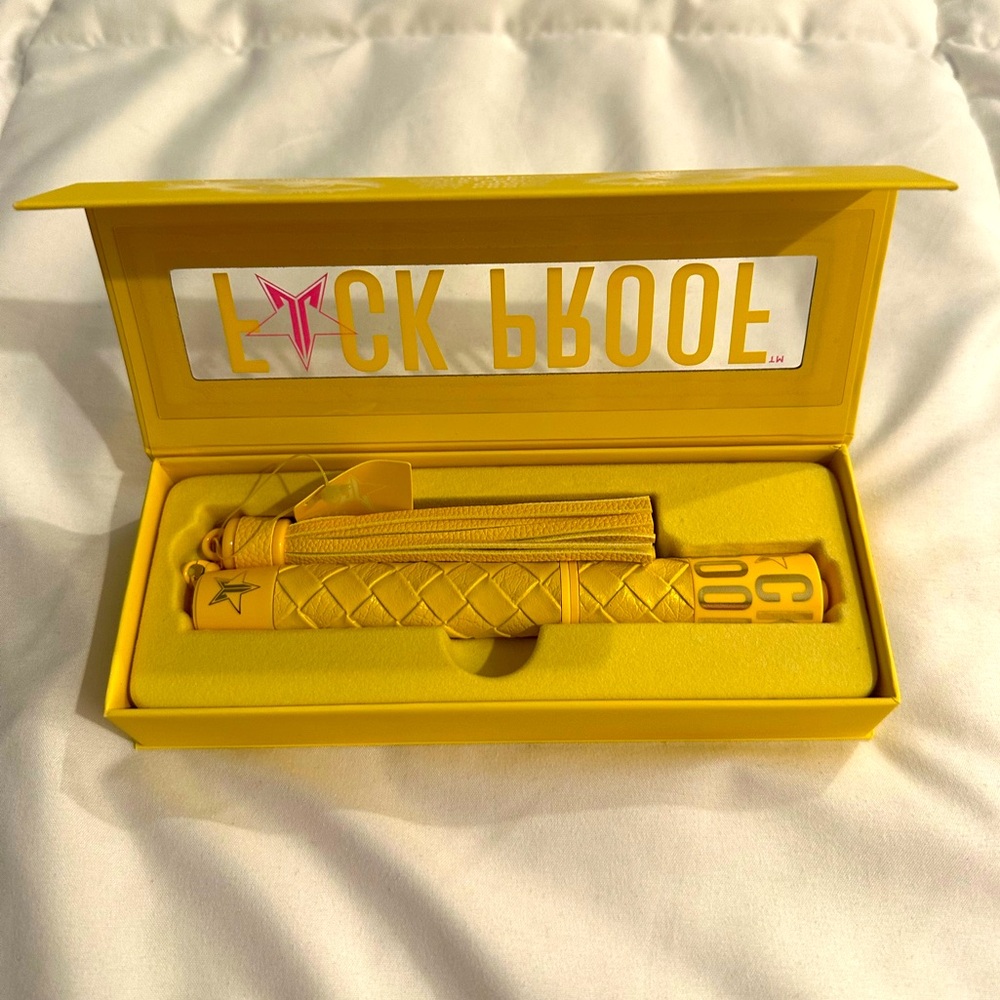 NWT👁️Jeffree Star F PROOF Banana Fetish Mascara 0.27FL OZ